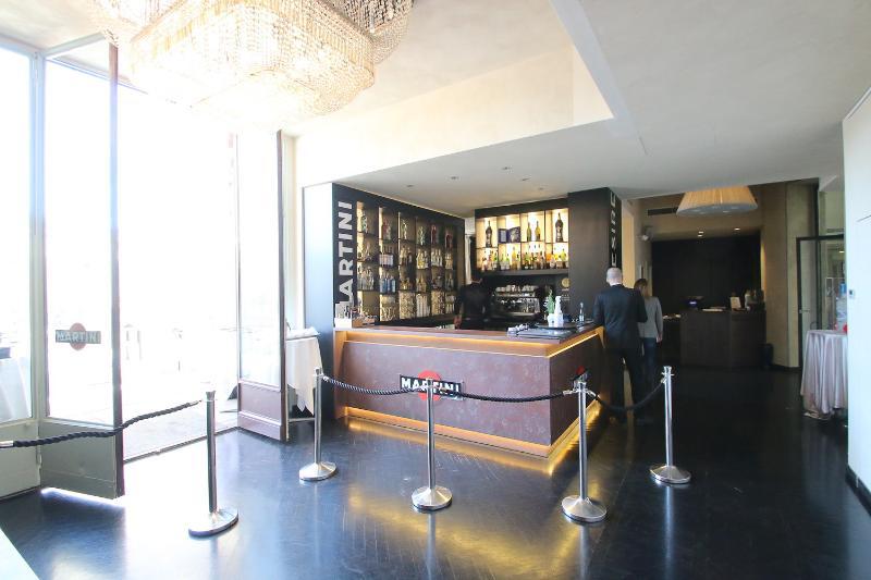 The Glamore Milano Duomo Exterior photo
